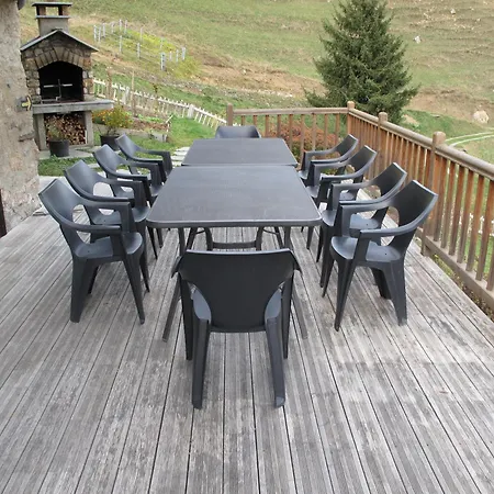 Apartment Grand Du Mayen De Planraveire *