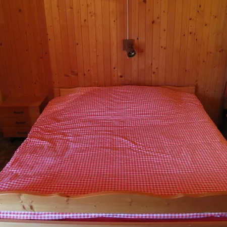 Apartment Grand Du Mayen De Planraveire *