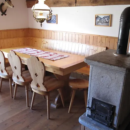 Grand Du Mayen De Planraveire Apartment