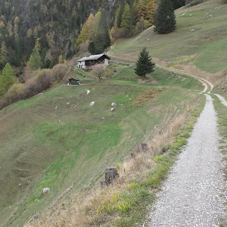 Grand Du Mayen De Planraveire アパート Orsières